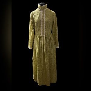 little house on prairie inspired dress combo